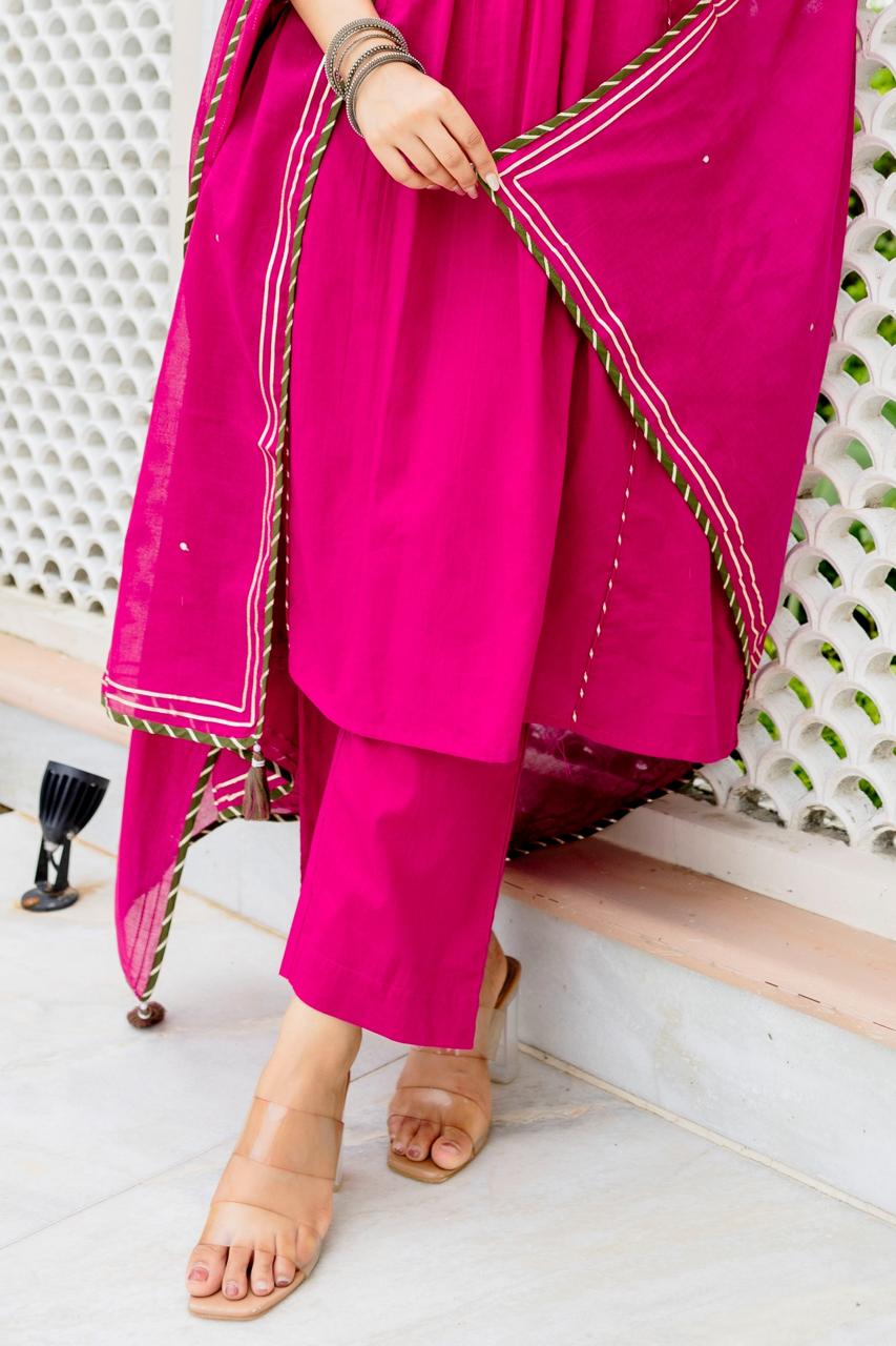Women Ethnic Motifs Embroidered Empire Thread Work Pure Cotton Kurta with Trousers & With