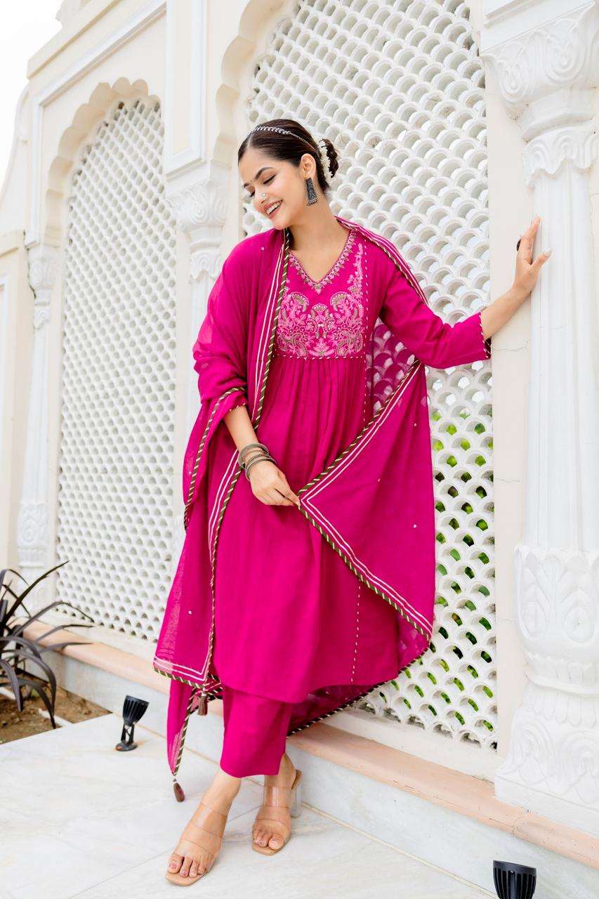 Women Ethnic Motifs Embroidered Empire Thread Work Pure Cotton Kurta with Trousers & With