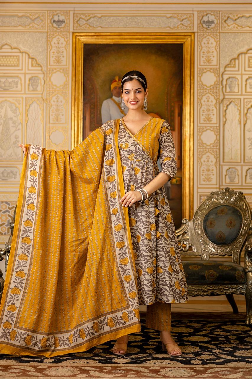 woman cotton kurti duptta set