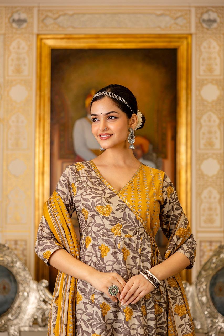 Woman Cotton Kurti Dupatta Set Anarkali Pattern